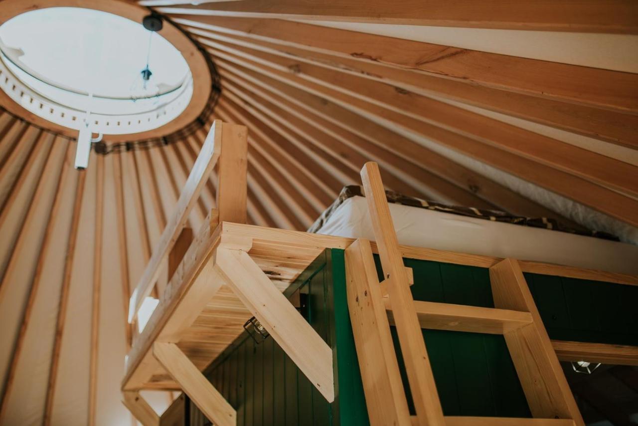 Aloha Glamp - Okragle Domki Przy Rzece - Balia I Sauna - Energylandia Zagornik Экстерьер фото