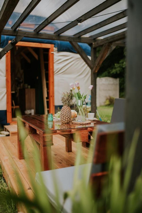 Aloha Glamp - Okragle Domki Przy Rzece - Balia I Sauna - Energylandia Zagornik Экстерьер фото
