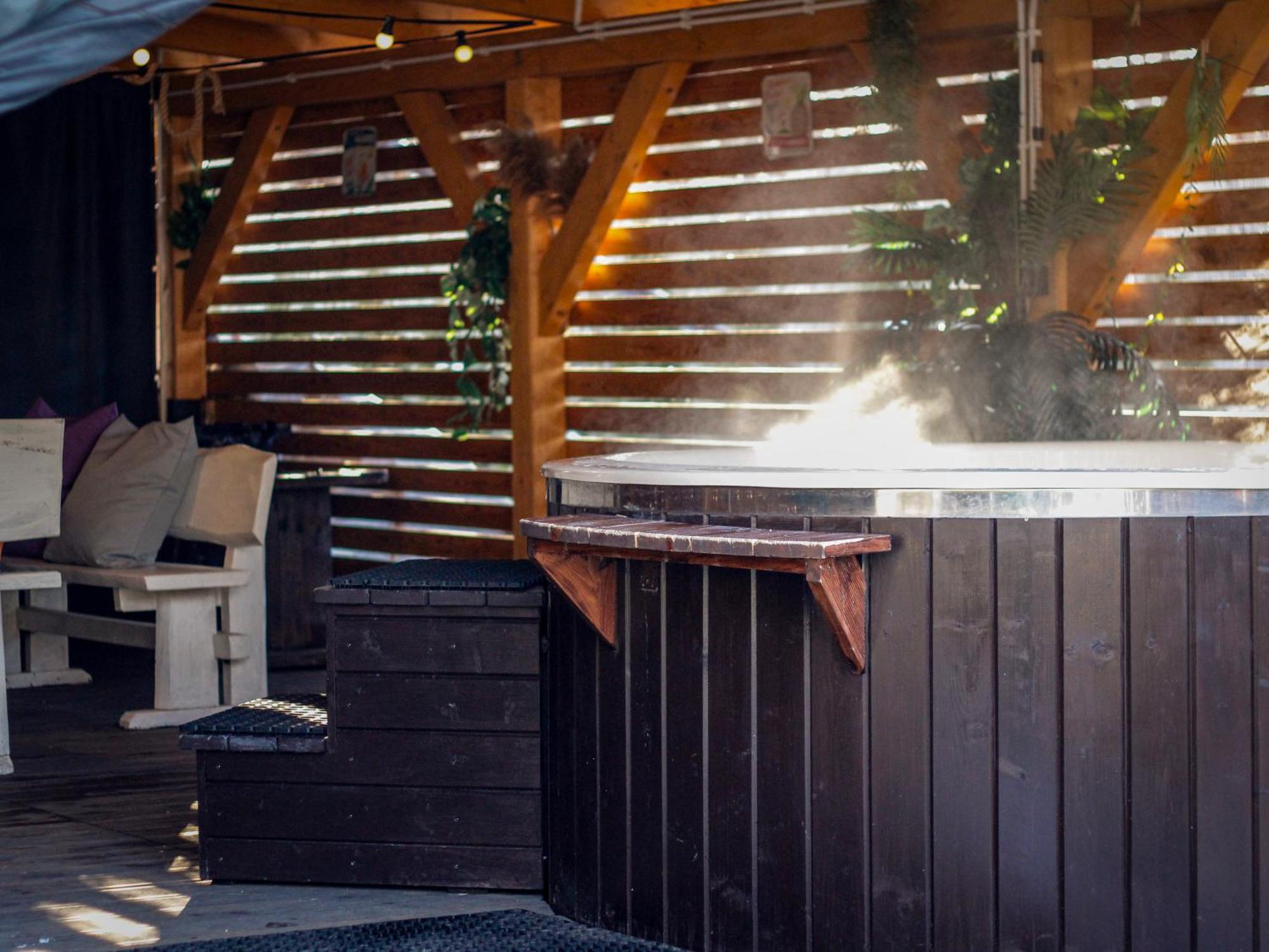 Aloha Glamp - Okragle Domki Przy Rzece - Balia I Sauna - Energylandia Zagornik Номер фото
